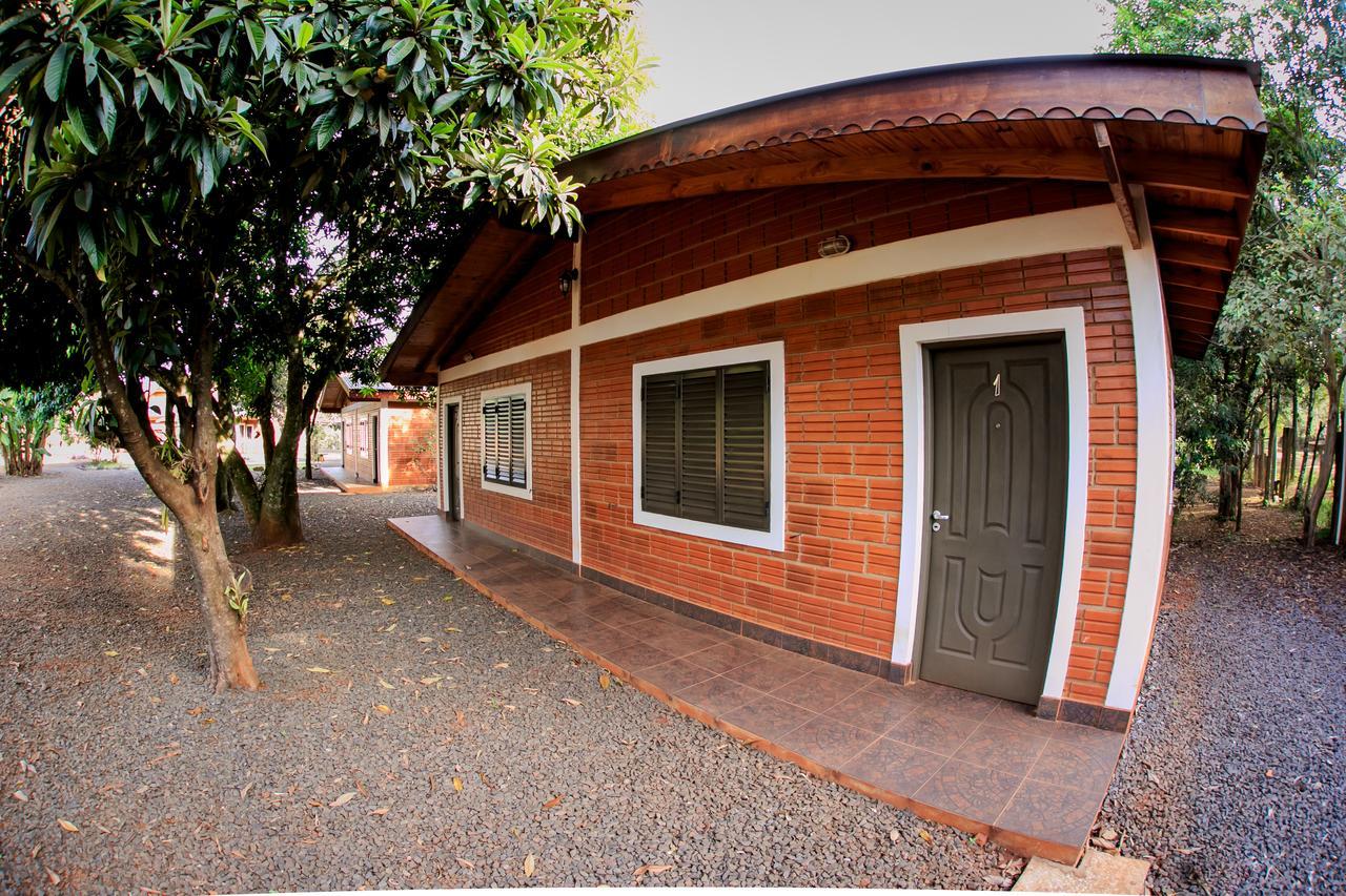 El Manantial De Iguazu Villa Puerto Iguazú Buitenkant foto